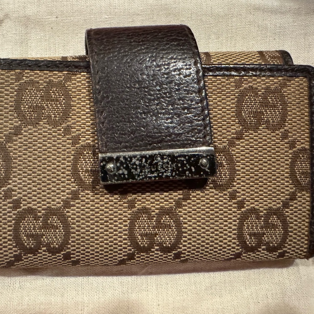 SALE ✨GUCCI GG Logo Key Holder Wallet Case Brown Tan Classic Monogram 3 Ring